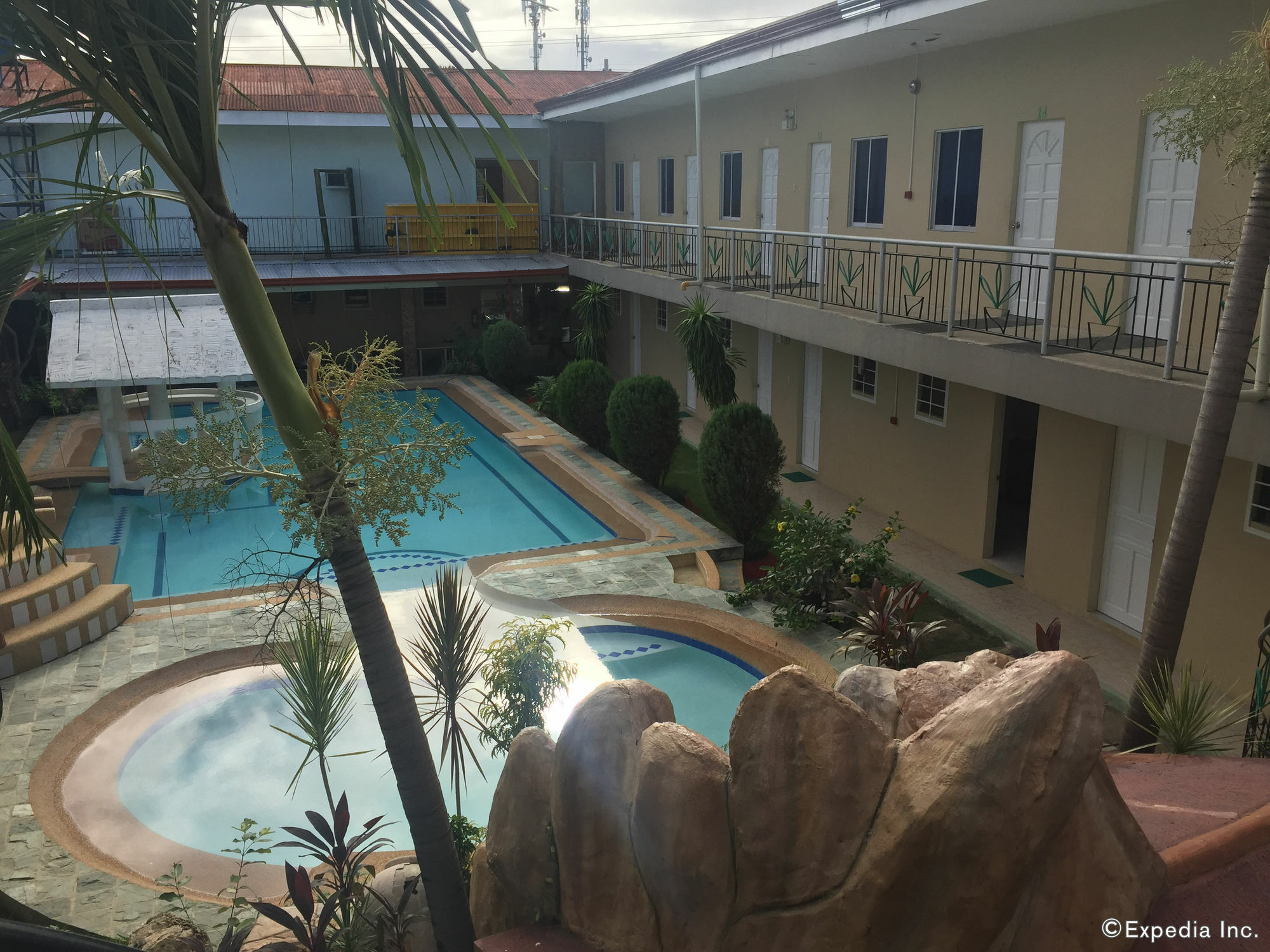 Richdel Hotel Resort Мактан Екстер'єр фото